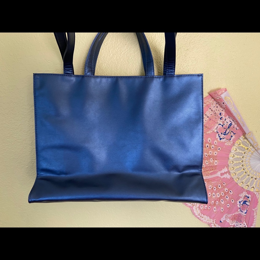 Cobalt medium telfar tote - More photos! - Picture 10 of 12